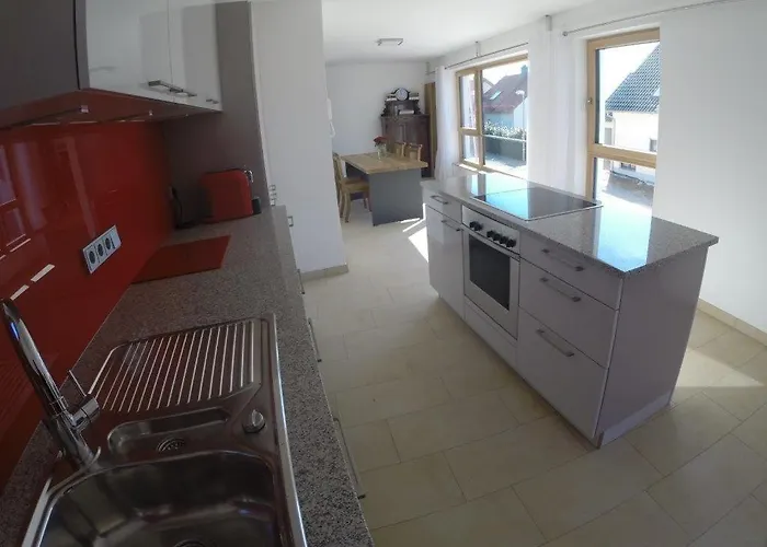 Designerhaus Mit Dachterrasse Nyaraló Nittendorf