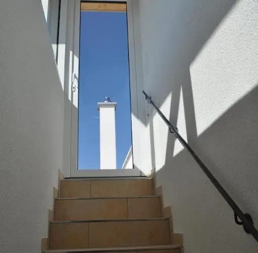Nyaraló Designerhaus Mit Dachterrasse Nittendorf